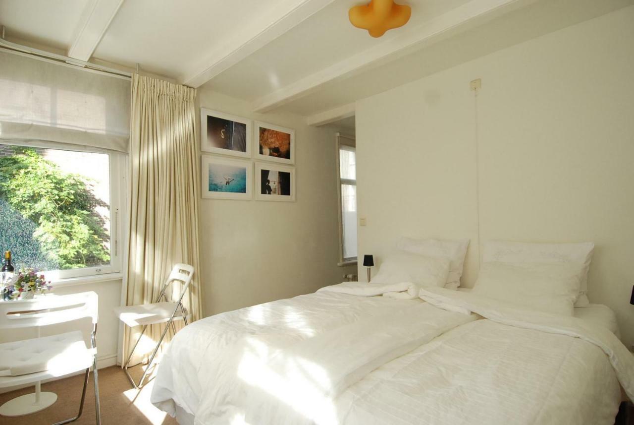B&B Jordaan Corner Amesterdão Quarto foto